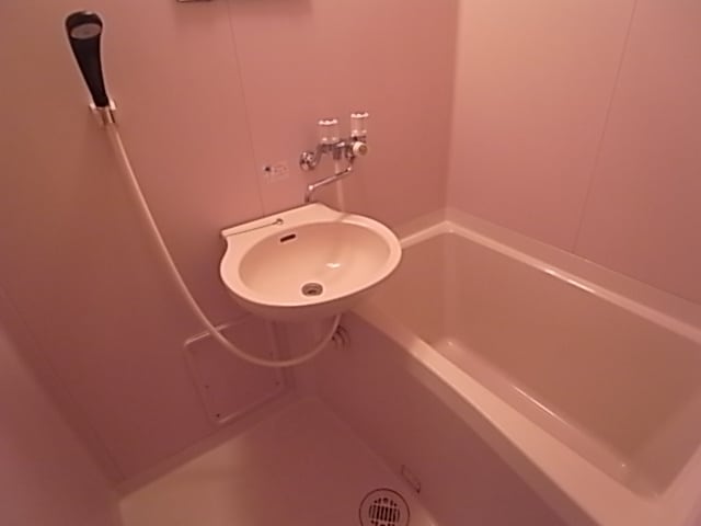 バス／シャワールーム等 セオ・コ－ト潤和