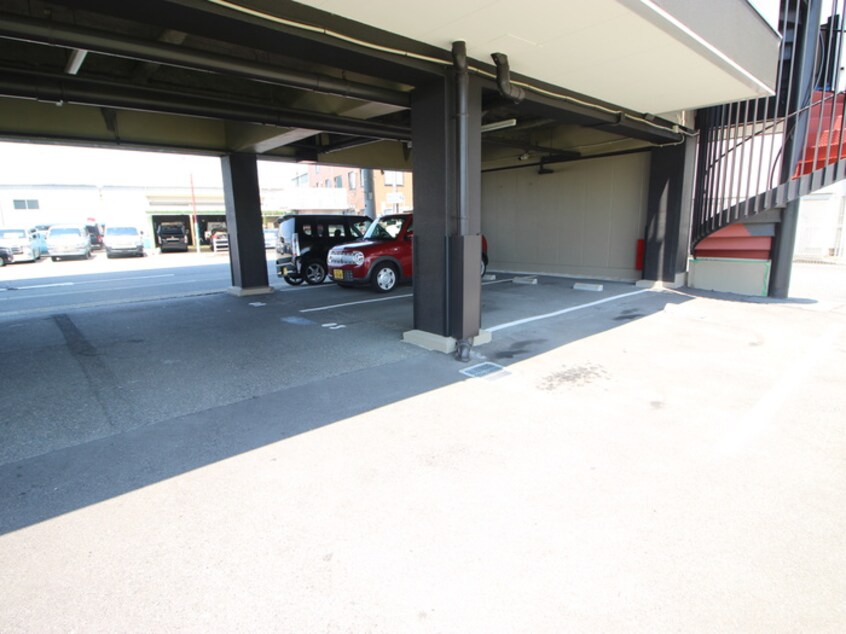 駐車場 セオ・コ－ト潤和