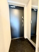 玄関 ﾌﾟﾚｻﾝｽ東小橋ｴﾚﾃﾞｨｰﾀ(1102)
