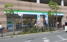 ファミリーマート　近鉄若江岩田駅前店(コンビニ)まで1300m エスタ　メゾン