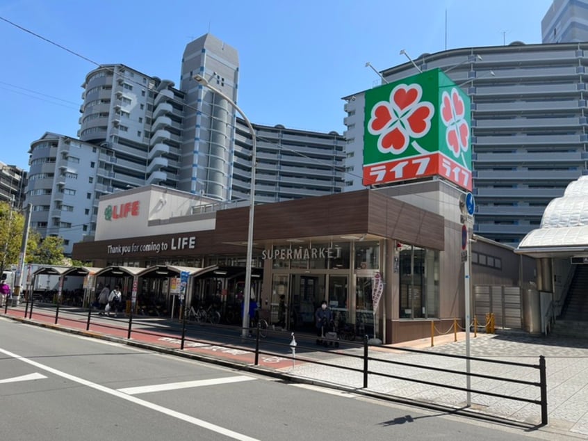 ライフ(スーパー)まで600m ｾｵﾘｰ大阪ﾊｰﾊﾞｰDOOR(705)