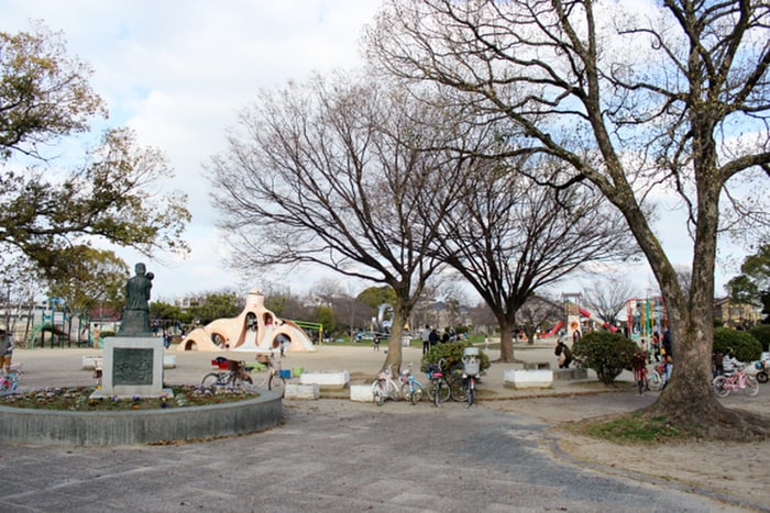 高槻城公園(公園)まで500m ハイツ陽光