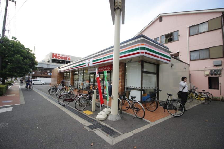 セブンイレブン大阪南津守１丁目店(コンビニ)まで210m 生駒マンション