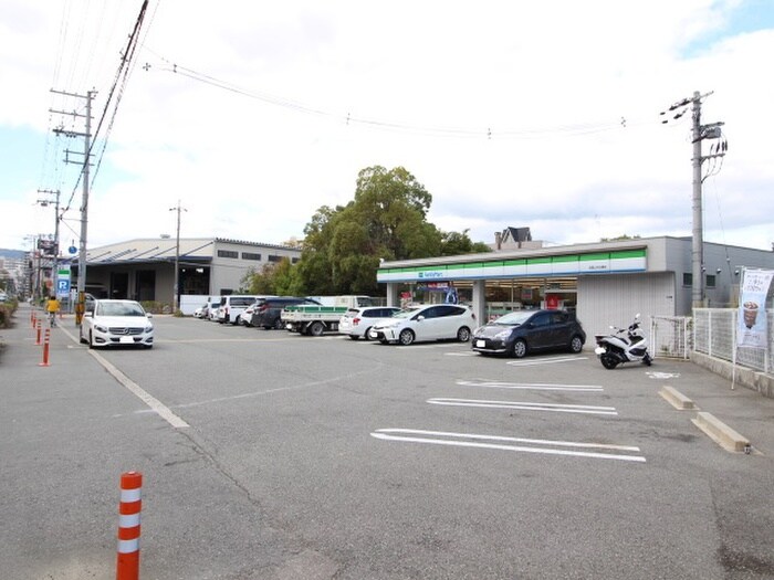 ファミリーマート(コンビニ)まで600m 山本丸橋1丁目戸建