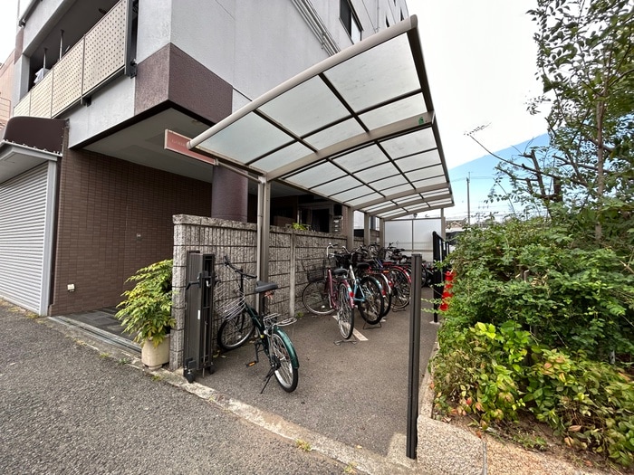 駐輪場 ＮｉｎＧＲＡＮ三国ヶ丘