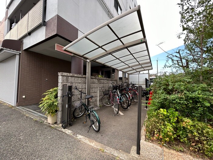 駐輪場 ＮｉｎＧＲＡＮ三国ヶ丘