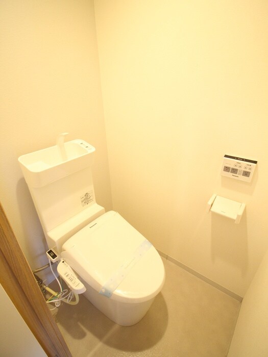 トイレ ＮｉｎＧＲＡＮ三国ヶ丘