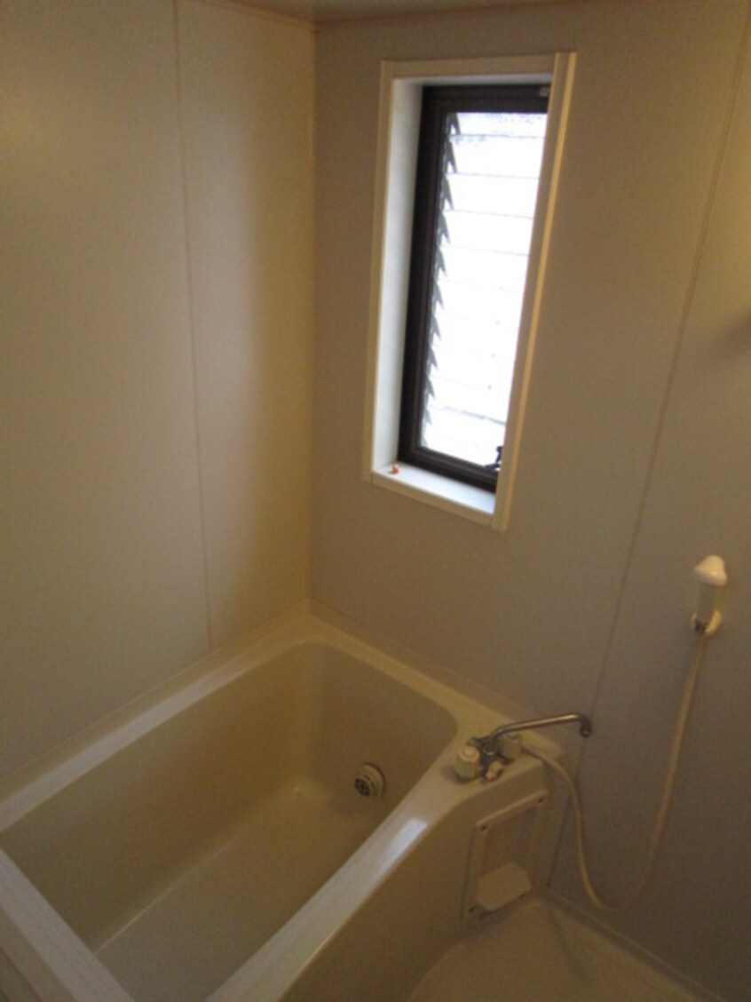 バス／シャワールーム等 ミューズハウス中尾