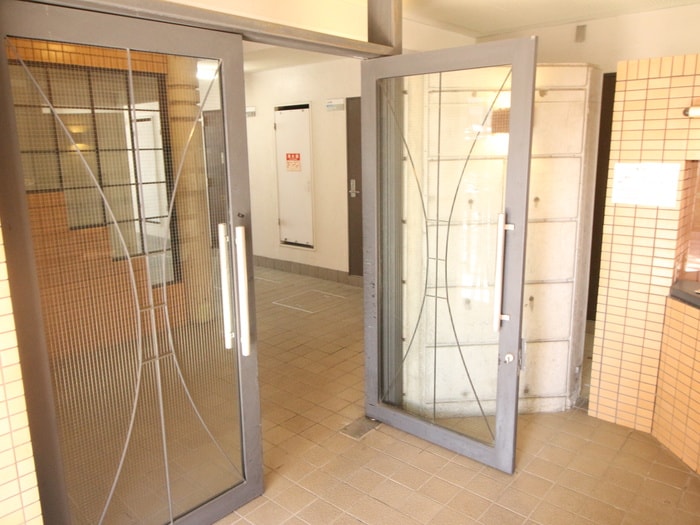 エントランス部分 メゾン・ラ・ココネ