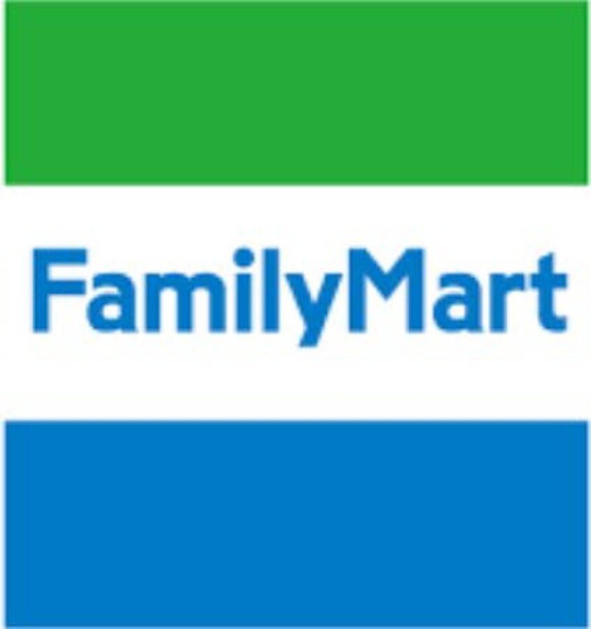 ファミリーマート(コンビニ)まで1000m シャインパレス