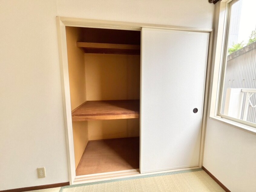 収納 モアクレスト川上