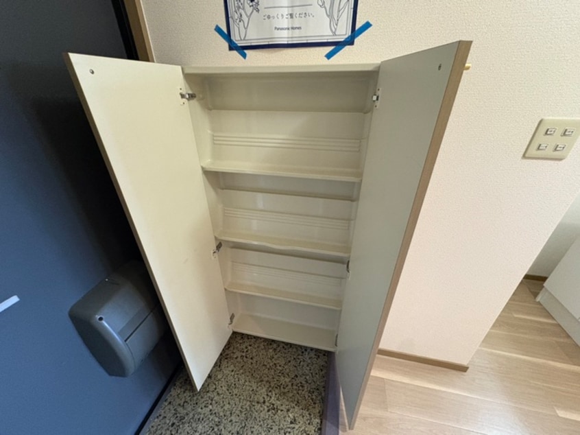 靴箱 ラフィーネ三田