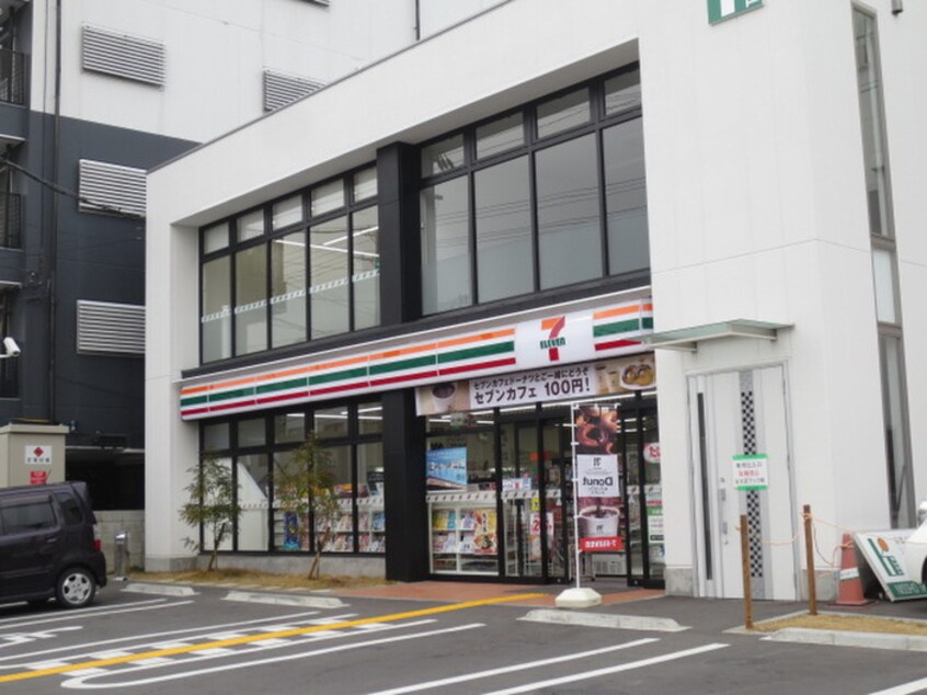 セブンイレブン門真深田町店(コンビニ)まで363m ボナール　シュエット