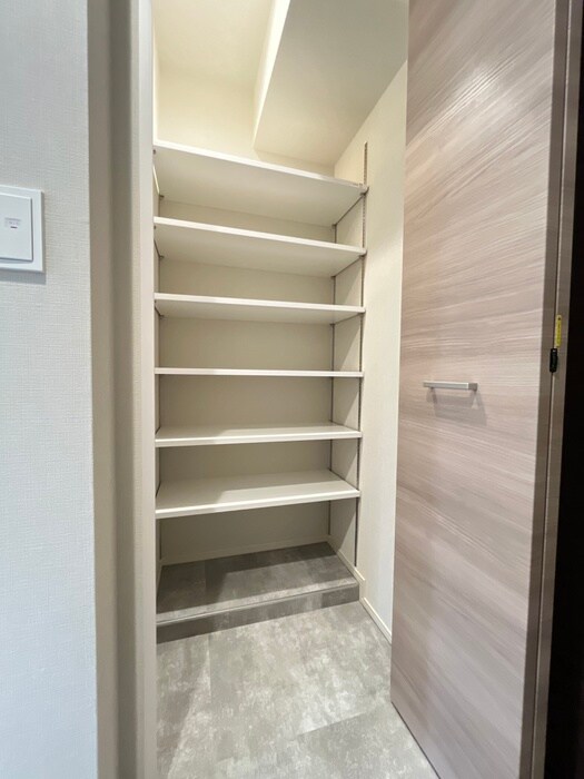 靴箱 アンシャンテ岡本町