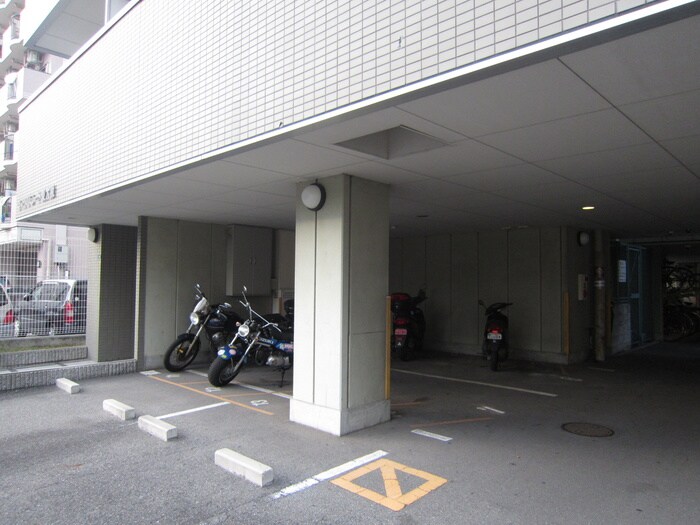 駐車場 ウィングコ－ト東大阪