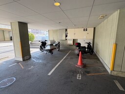 バイク置き場