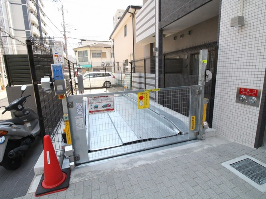 駐車場 ワールドアイ神戸湊町(501)