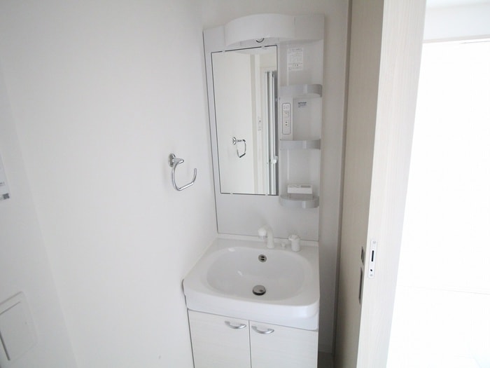 洗面 ワールドアイ神戸湊町(501)