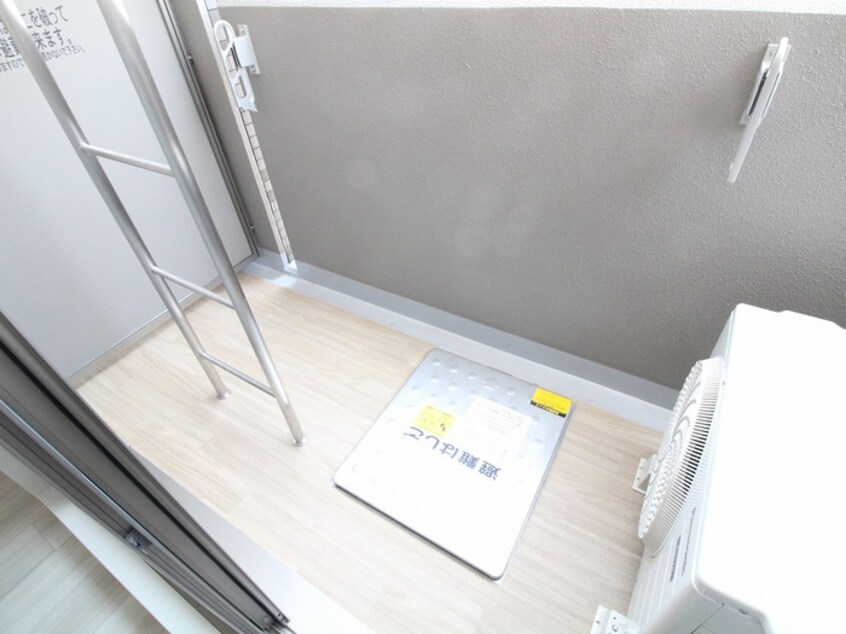 ベランダ・バルコニー ワールドアイ神戸湊町(501)