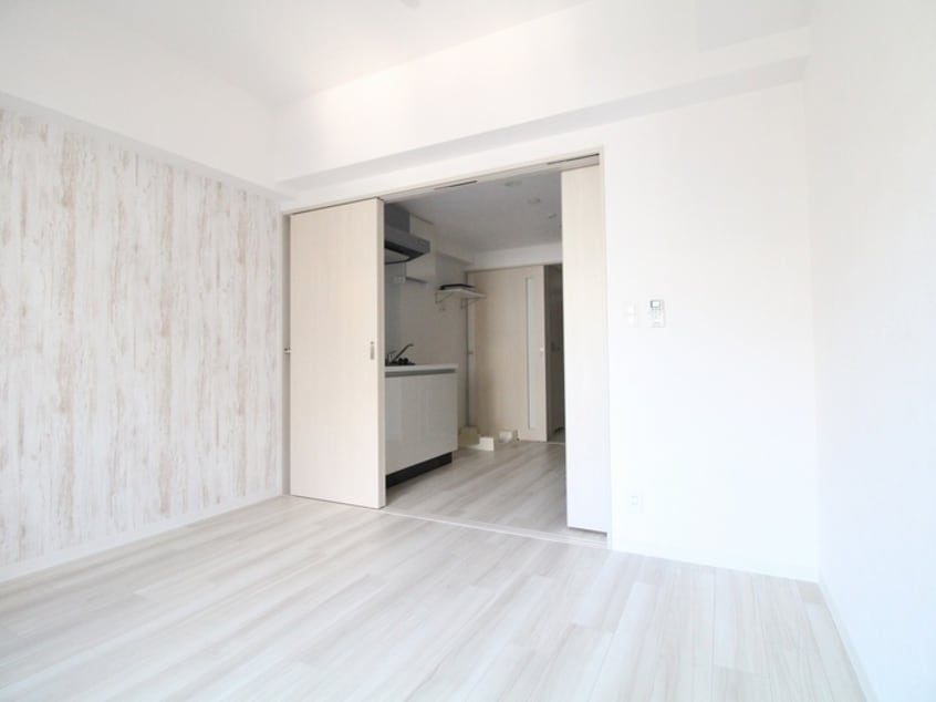 居室 ワールドアイ神戸湊町(501)