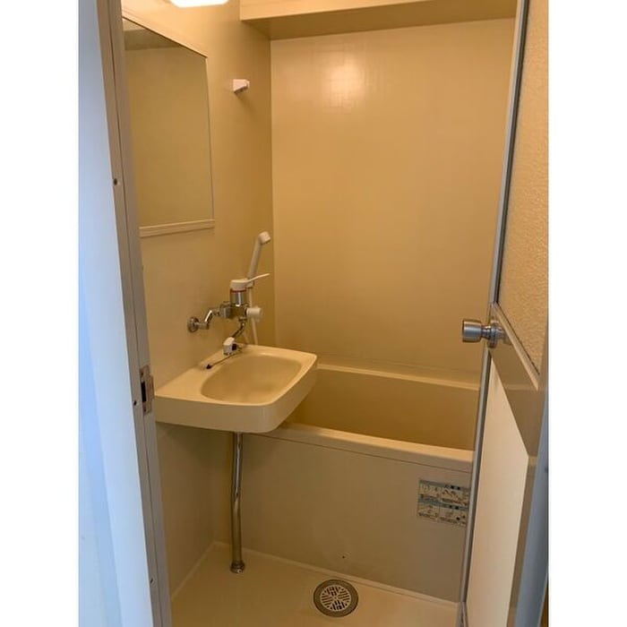 バス／シャワールーム等 片町コート