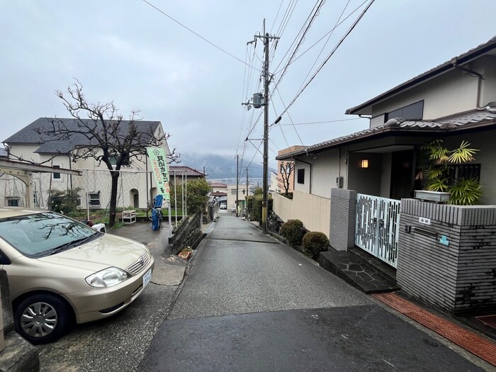 周辺環境 川西市萩原3-5-7貸家