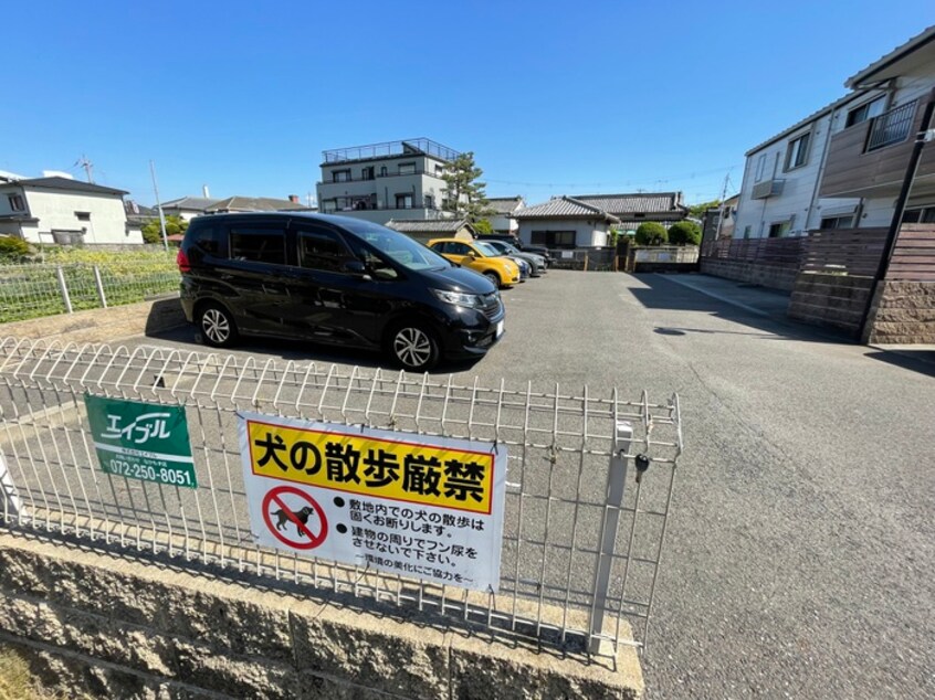 駐車場 かなおかビレッジ