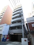 クレセント谷町の外観