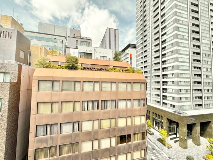 室内からの展望 ネット伏見町