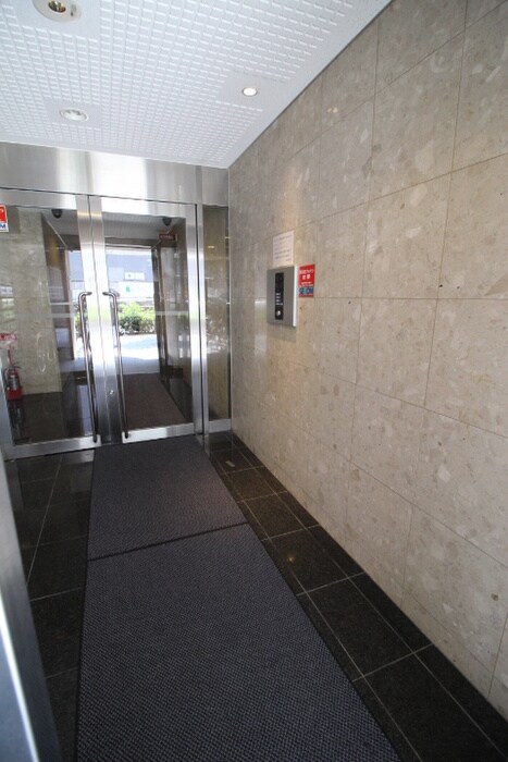 エントランス部分 マローネ谷町