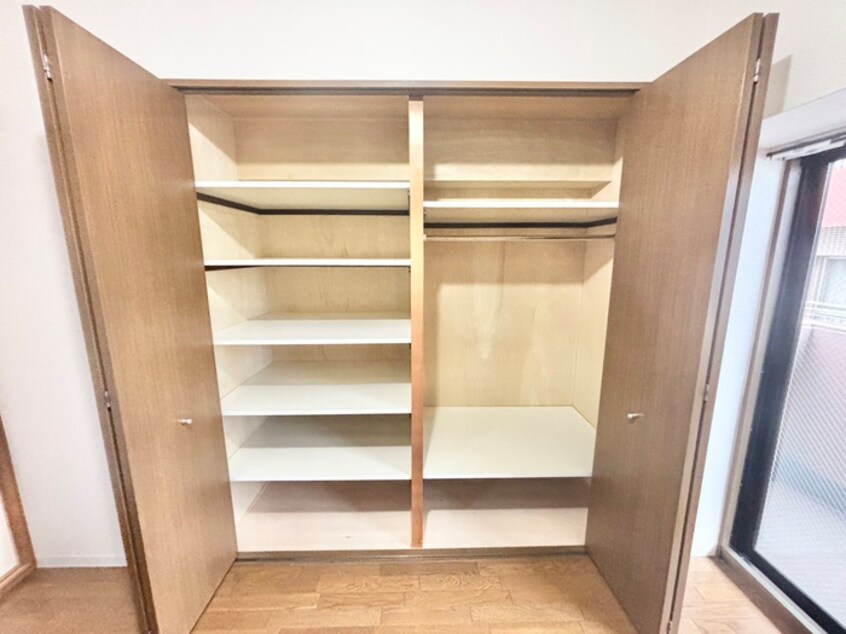 収納 マローネ谷町