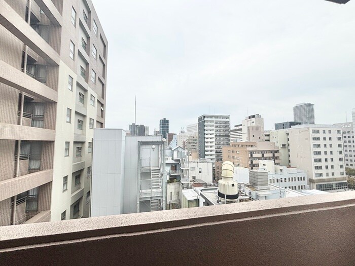 室内からの展望 マローネ谷町