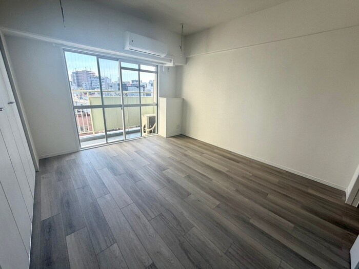 居室 エバ－ビュ－ハイツ