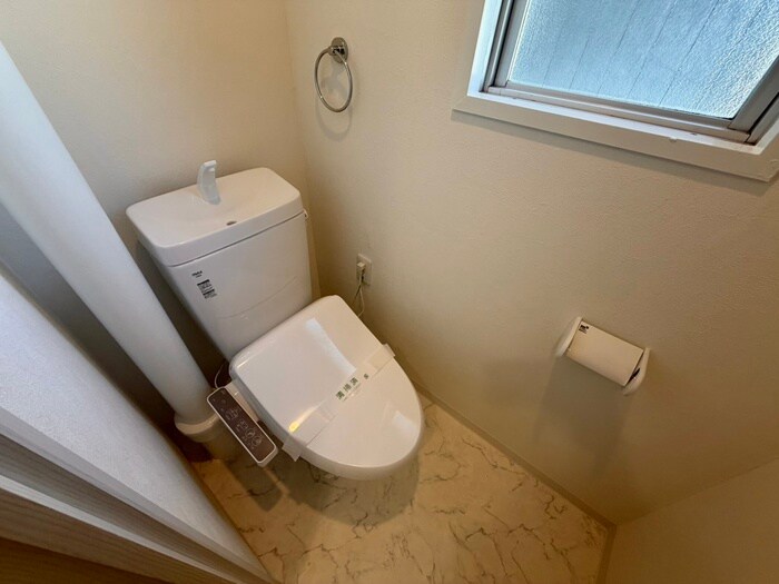 トイレ エバ－ビュ－ハイツ