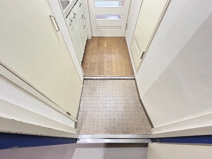 玄関 シティコアサーティ朱雀（102）