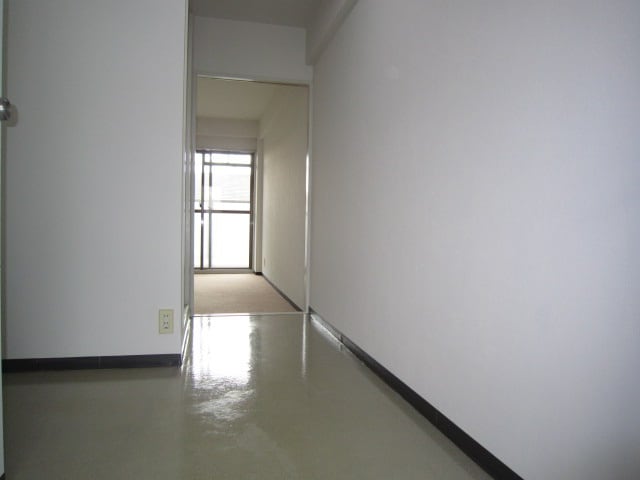 廊下 ホワイティ１８