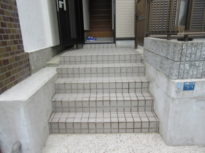 外観写真 荒田町戸建
