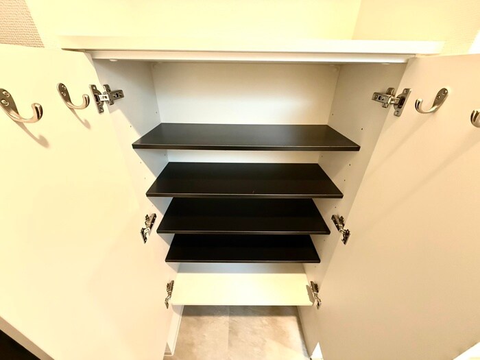 靴箱 セレニテ福島カルム