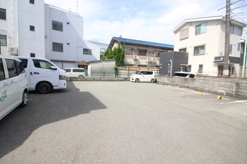 駐車場 谷村マンション