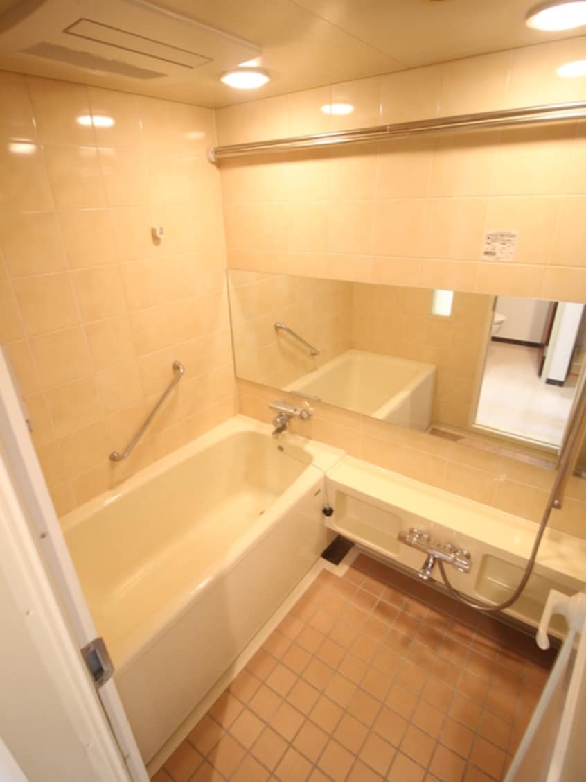 バス／シャワールーム等 ザ・グランドビュ－オオサカ