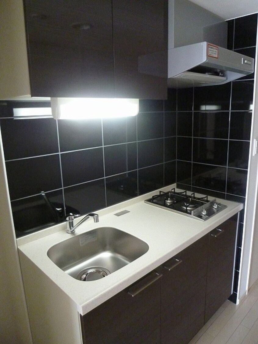 キッチン エスト－ネ江坂