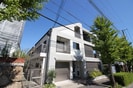 サンダーバード岡本の外観
