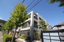 外観写真 サンダーバード岡本