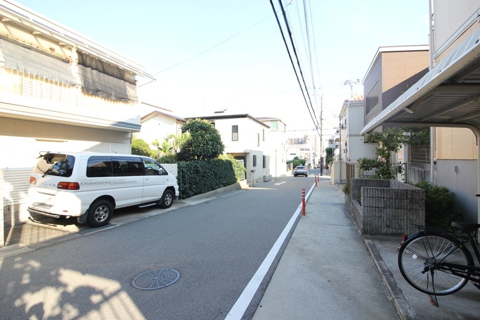 周辺環境 ｲｰｽﾄﾊｲﾂ甲南