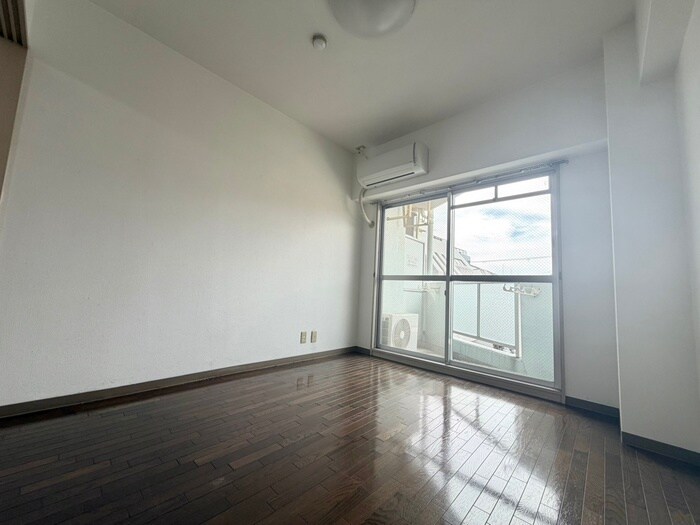 居室 ｳｲﾝｸﾞNO.1