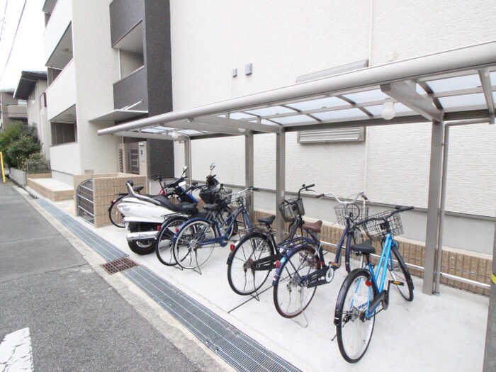 駐輪場 フジパレス園田Ⅴ番館
