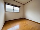 居室 ティファニ－石山