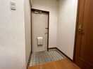 玄関 ティファニ－石山