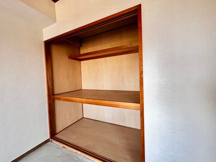 収納 ハイツニシキ