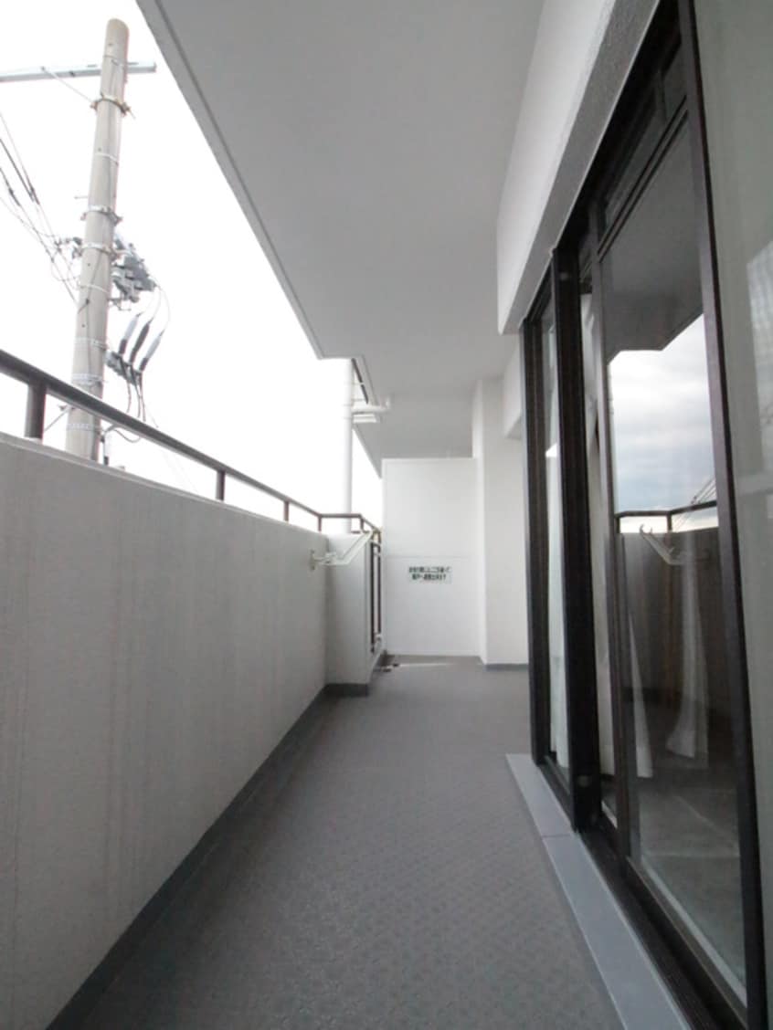 ベランダ・バルコニー ｼｬﾙﾏﾝｺｰﾎﾟ枚岡公園B棟(304)